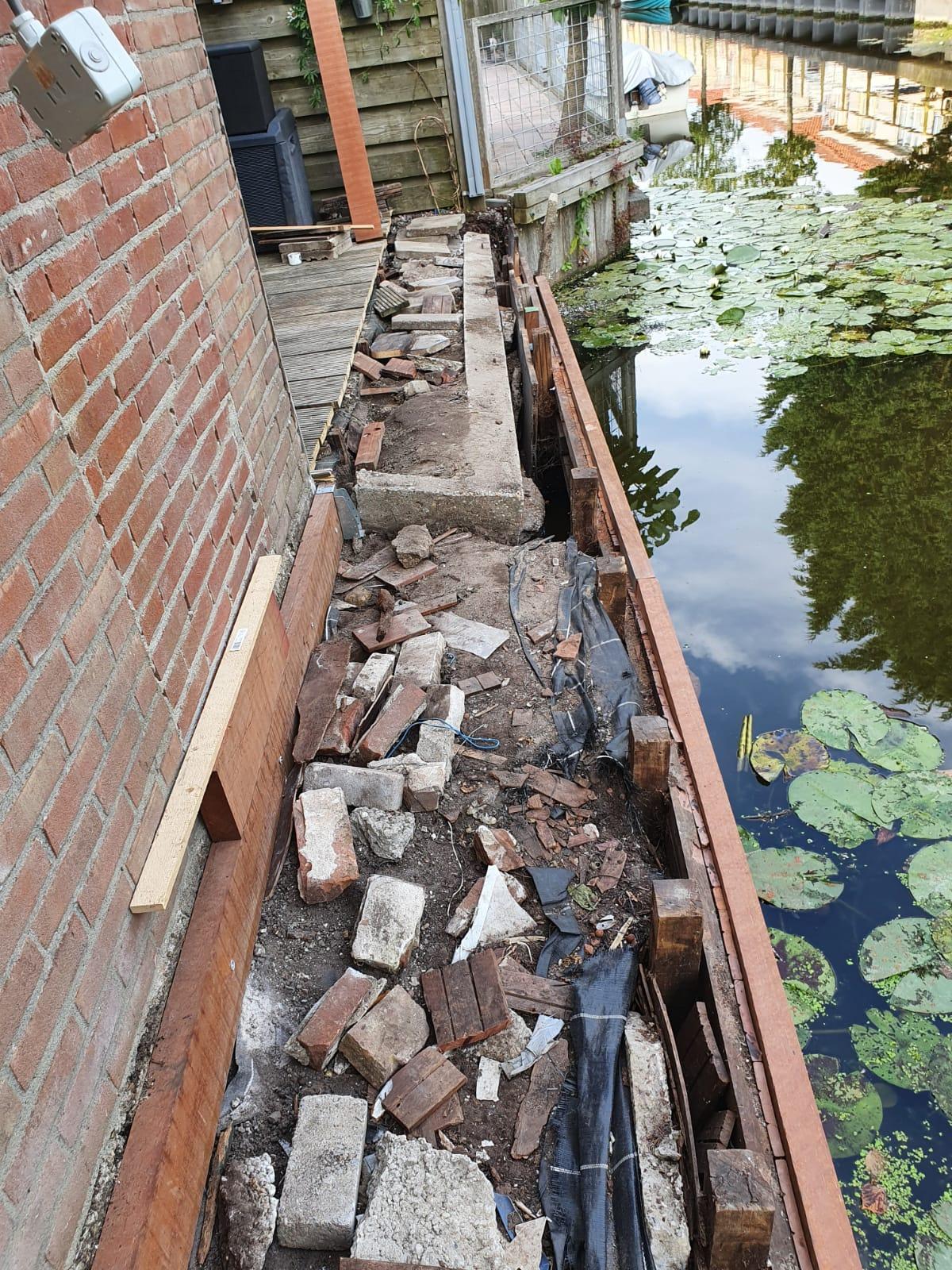 Demolición de orilla antigua